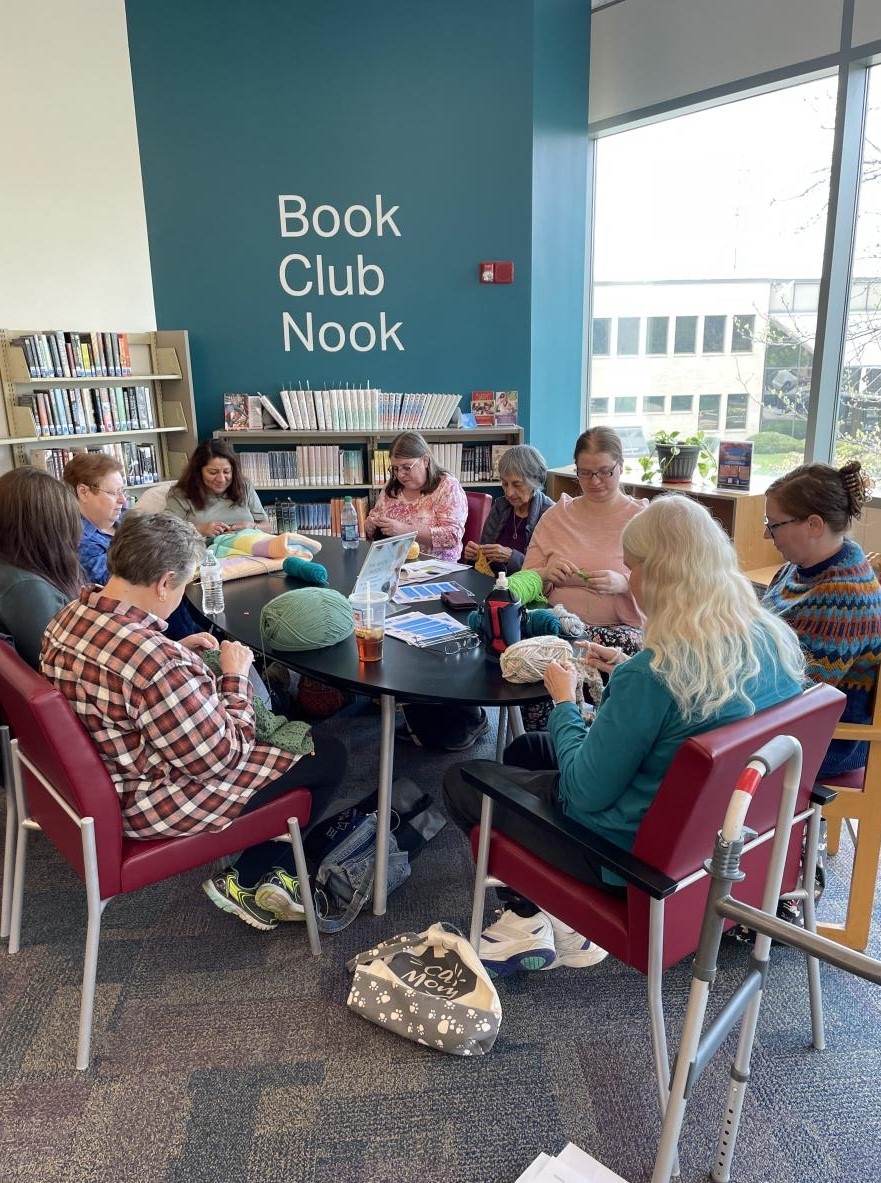 Members of the Yarnery Club at the Book Nook
